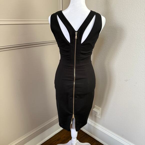 Bebe Black Deep V Sleeveless Mid Length Dress Sz 0 Double Zip Back Sexy Classic - Picture 1 of 6